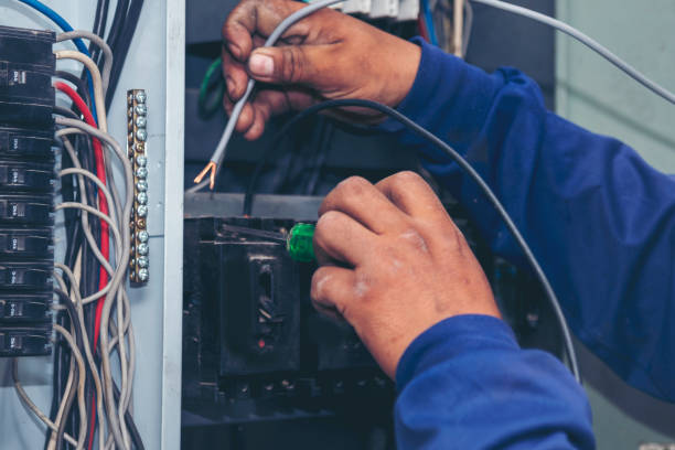 Best Local Electrician Companies  in Lafayette, OR